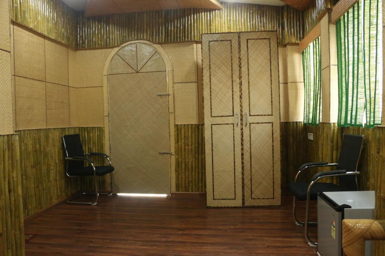 Hotel Himalaya Agartala Exteriér fotografie
